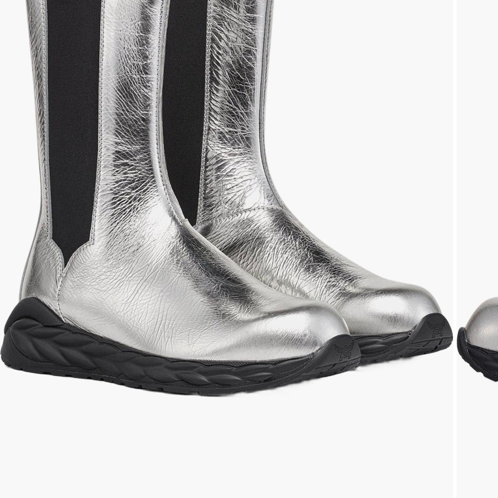 MCM Skywander Boots in
Metallic Calf Leather BRAND NEW